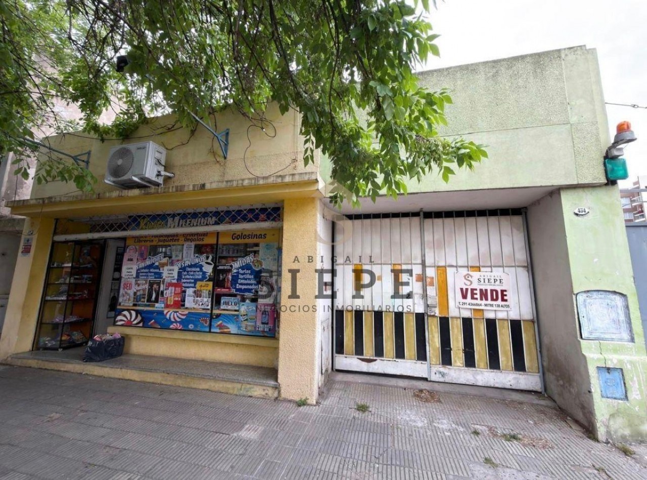 Deposito + Local en venta en  9 de Julio 428