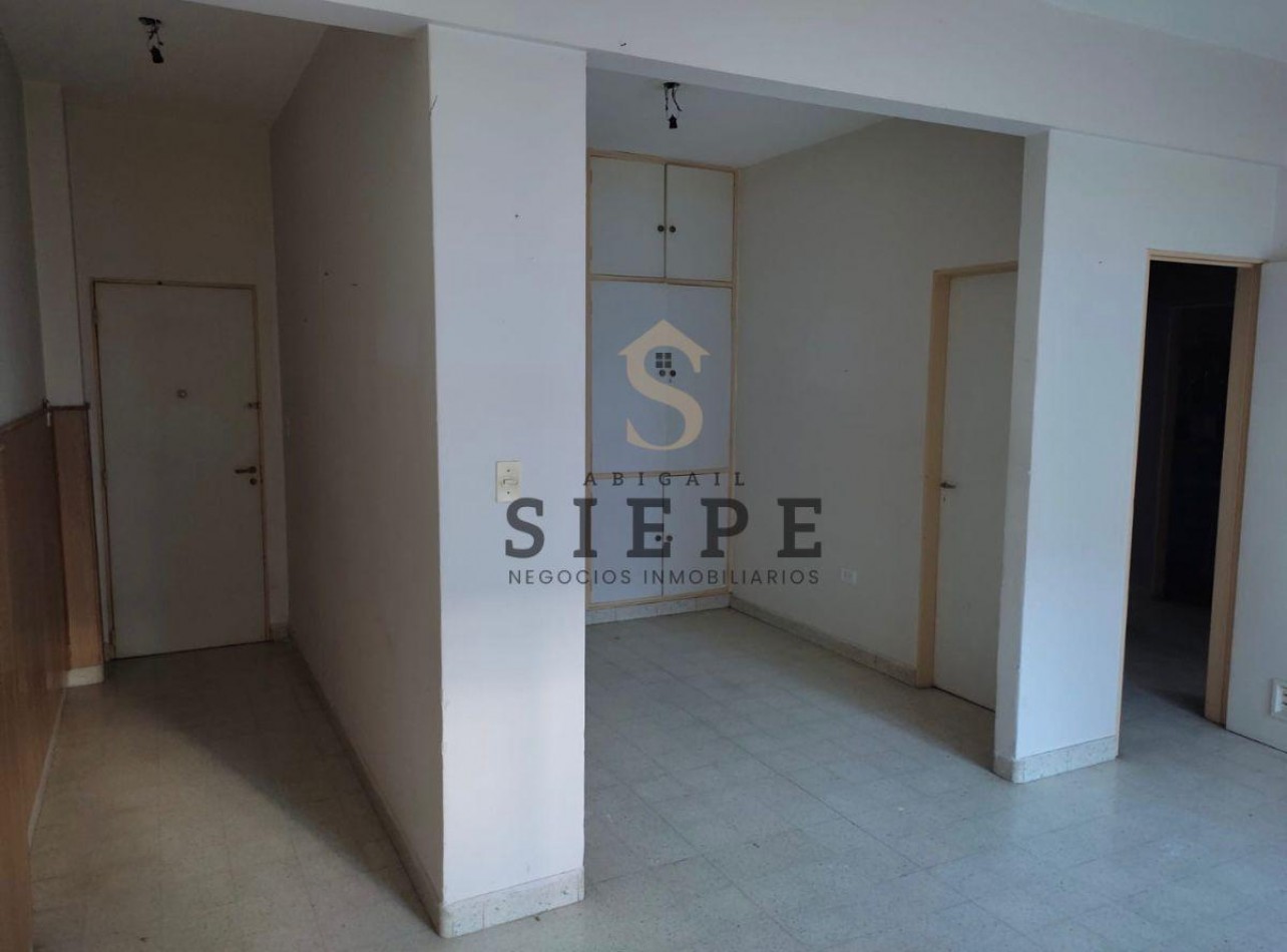 Amplio Departamento en Roca 254 