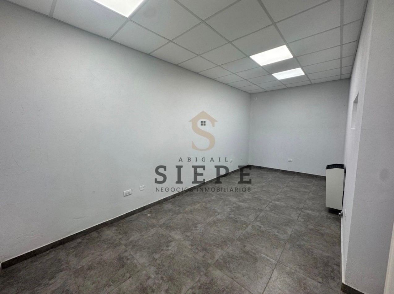 Deposito a estrenar en alquiler Inglaterra 568