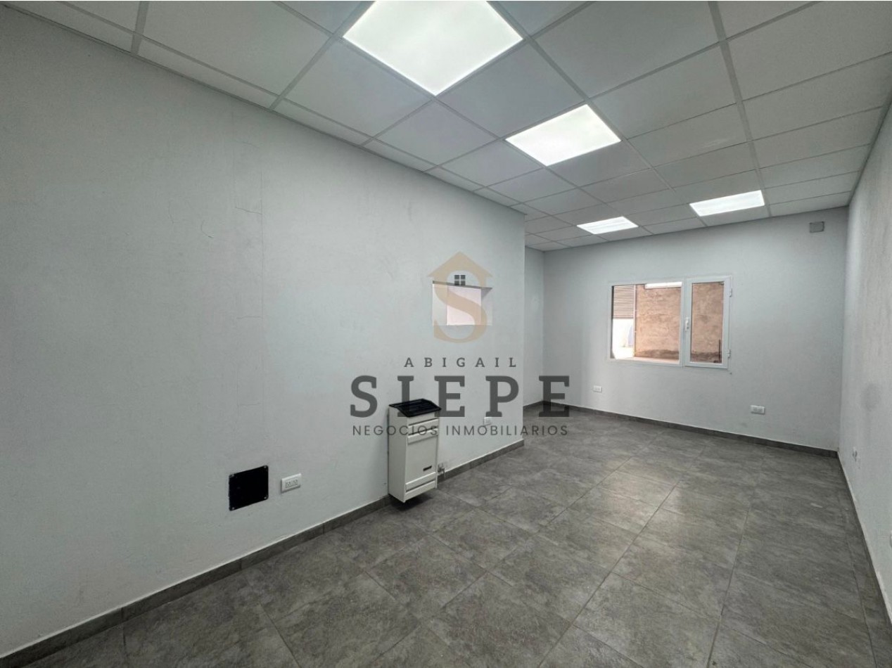 Deposito a estrenar en alquiler Inglaterra 568