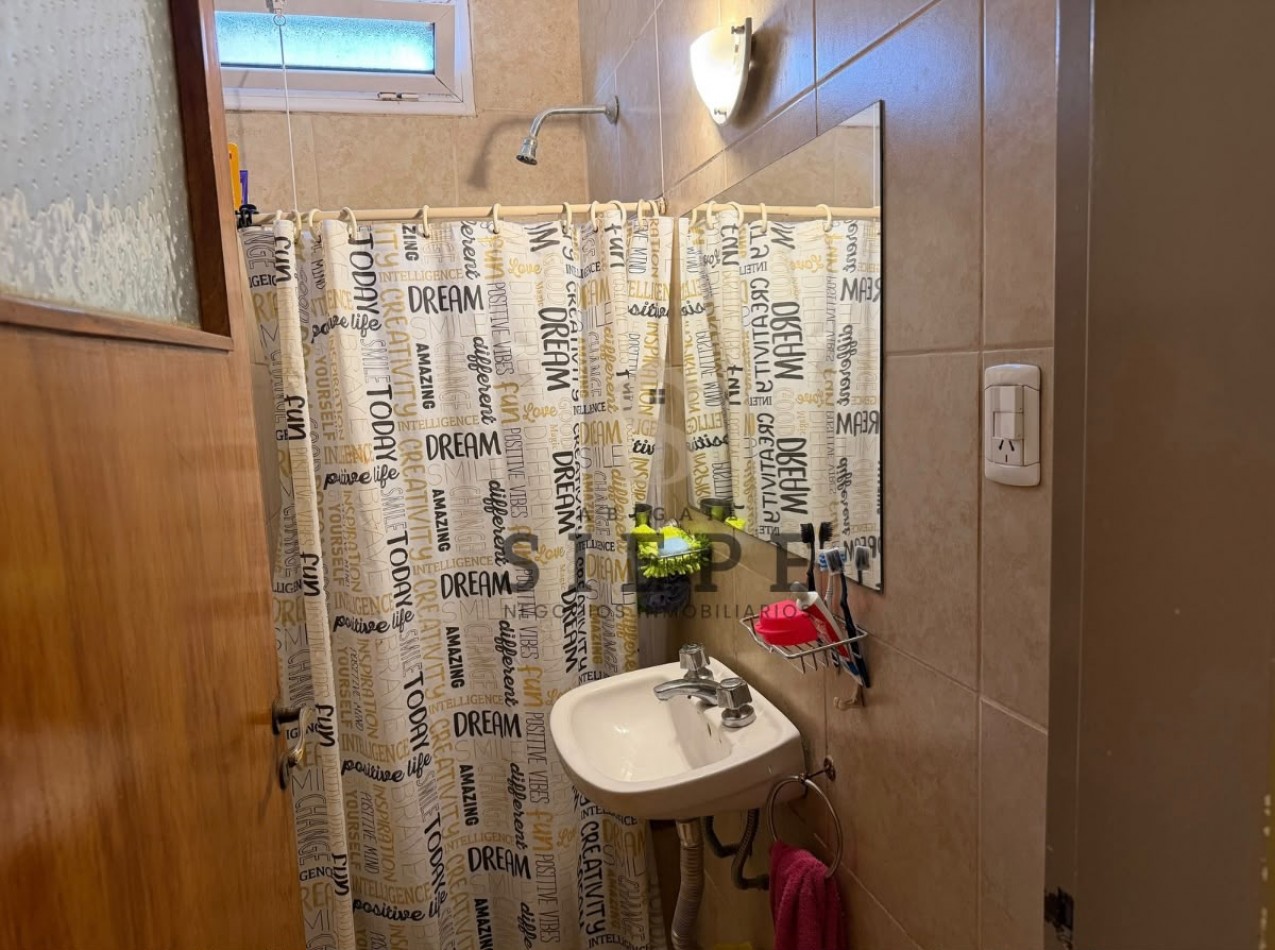 Casa en venta en Inglaterra 554,pacifico,Bahia Blanca