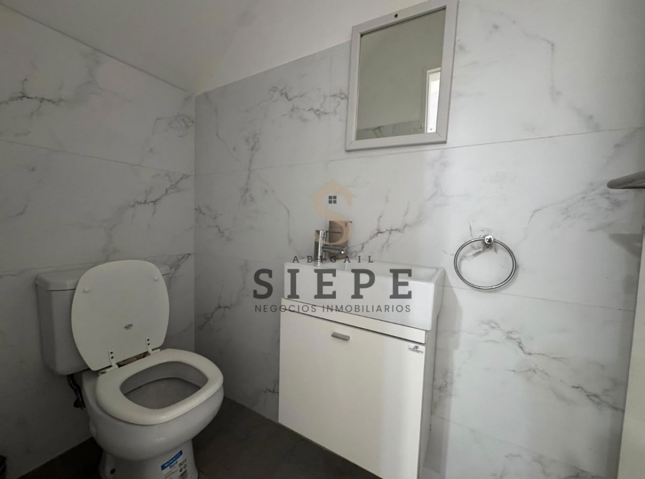Hermoso duplex en venta, Chascomus 780, zona parador Bronx