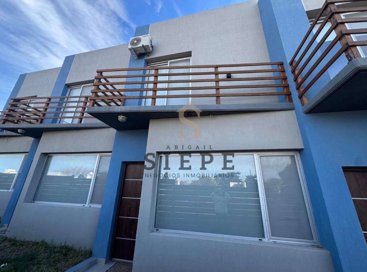 Hermoso duplex en venta, Chascomus 780, zona parador Bronx
