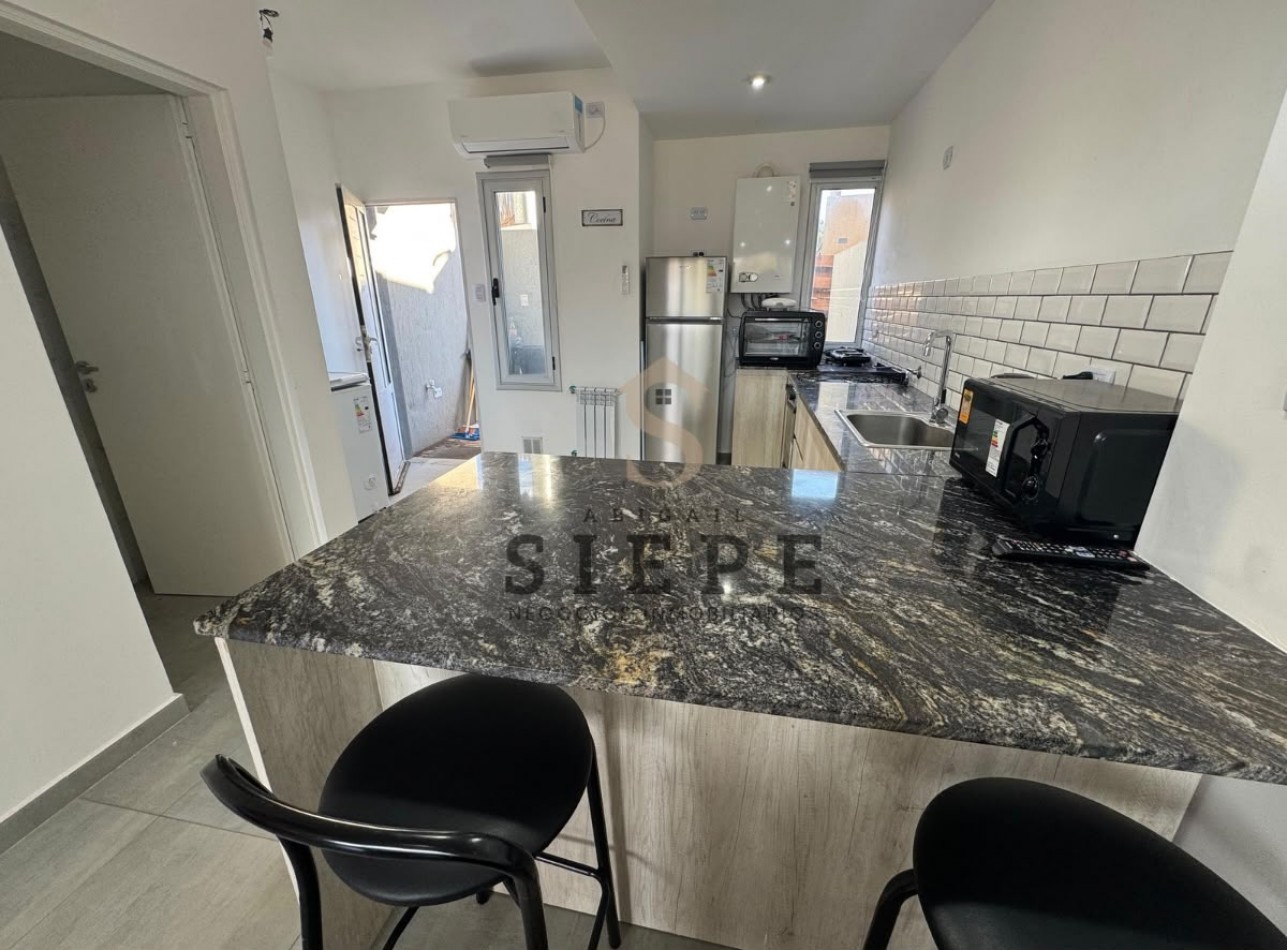 Hermoso duplex en venta, Chascomus 780, zona parador Bronx