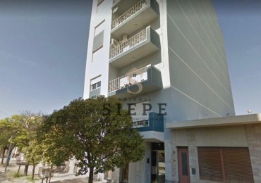 Amplio Departamento en Roca 254 